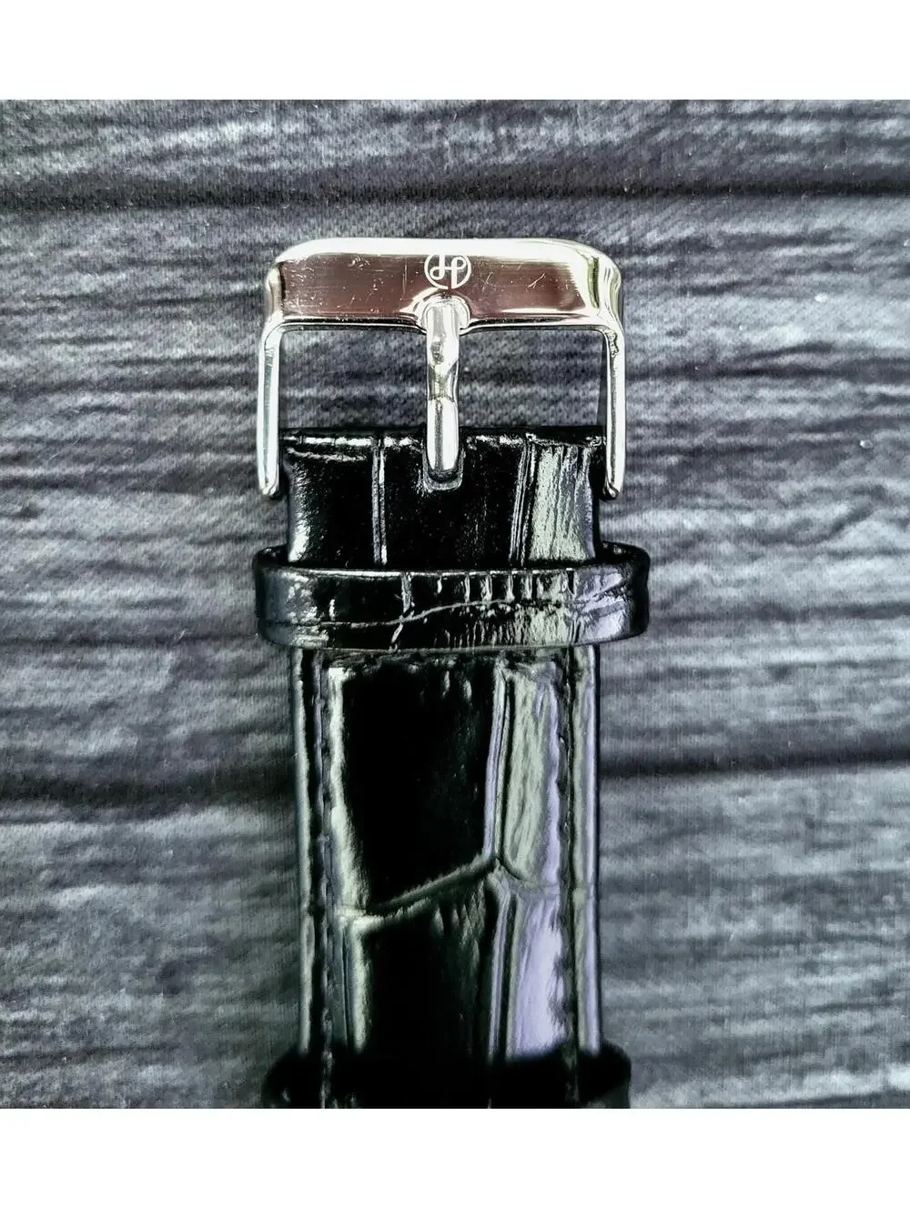 Pablo‎ Raez Mens Silver Tank Swiss Style Watch 40mm Large